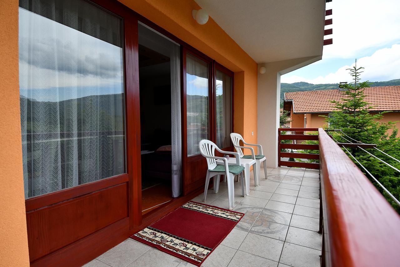 Keep Calm Vila Saraievo Exterior foto